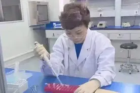 中国DNA鉴定第一人邓亚军：我不相信爱情，更相信欲望图片