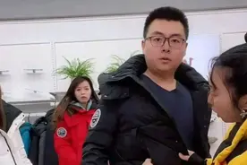 田静周末带货直播全场轰动，美好的生活靠劳动来创造的图片