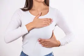 老公无意中摸到妻子乳房有肿块，1月后诊断为乳腺癌图片