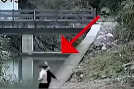 监控记录下的这一幕，00后小伙救起落水孩子！图片