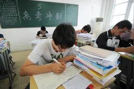 江苏某高中分快慢班，部分家长不干了，教育局的回复很霸气图片