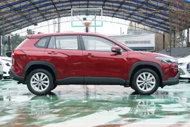 车价12万多，这3台合资SUV比较值，2.0L+6AT，品质好还划算图片
