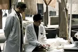 难忘1979：别让伤员死在医护人员手上图片