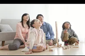 一儿一女最幸福？20年后才知道，儿女双全的家庭太难了，很现实图片