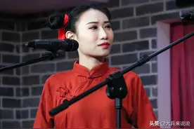 女相声演员殴打搭档，被相声新势力开除后，郭德纲徒弟为她捧哏图片