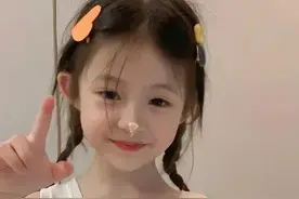 可爱小女孩头像｜确定过的眼神图片
