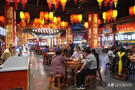这5条美食街，名气大，但口碑差价格贵，本地人不去，你去过几个图片