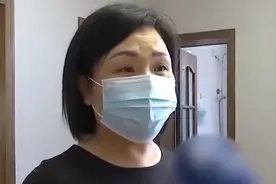 大妈不顾反对敲掉承重墙，整栋楼出现大裂缝，大妈：你们是要我死图片