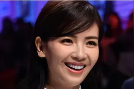 明星“烤瓷牙”有多不真实？镜头下反光，嘴包不住牙，难以直视图片