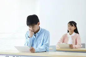 孩子自残、自伤，甚至想自杀，父母应该怎么做？图片