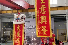 售价23800元，国内300排量配置软尾车架巡航车柴特撼路者发布图片