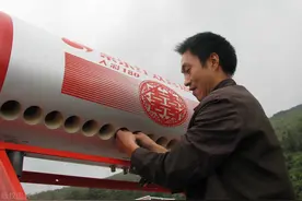 为何当年太阳能热水器大火，而今被农民抛弃？看看老农怎么说图片