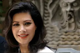 意大利老牌女星—芬妮齐 Edwige Fenech（莫妮卡贝鲁奇的前辈）图片