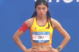 川妹子吴艳妮主场首秀告捷！小组第一成功晋级半决赛图片