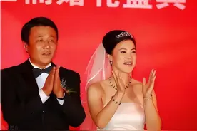 奢侈！王楠儿女上贵族学校，儿子班6人女儿班8人，高昂学费曝光图片