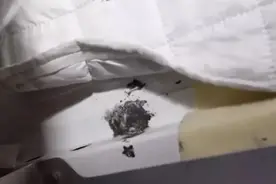 “战斗民族”在太空用胶布补飞船！调查发现洞是美国人钻的图片