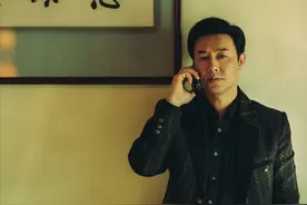 《狂飙》爆红后，网传张纪中曾在剧组把张颂文丢在沙漠，本人晒聊天截图回应：只是当地临时租用车司机的行为图片