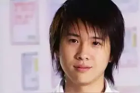 走红后还没吃红利就过气，两次被金莎喊话拒绝，李智楠做错了什么图片