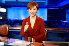 欧阳夏丹：为母亲退出“新闻联播”，事业可以再来，母亲只有一个图片