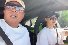 拉风!王楠开兰博基尼送巨富老公看牙医,郭斌微醺:爱江山更爱美人!图片