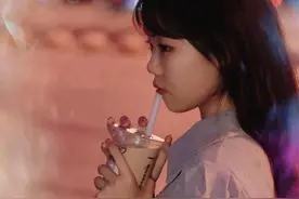 朔州市，夜色路人（人像摄影）图片