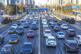 私人加油站不仅便宜，还给免费洗车？内部员工道出实情图片