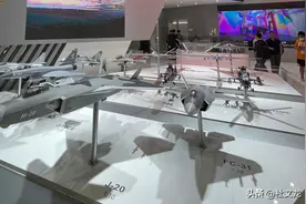 歼20在巴黎航展亮相，打包回去就有战略空军，释放六代机明确信号图片
