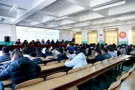 道阻且长，行则将至 行而不辍，未来可期——玛曲县藏族寄宿制高级中学全面开学复课图片