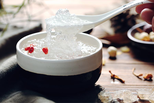 雪燕和燕窝哪个好 2026年雪燕和燕窝哪个好和燕窝有什么区别