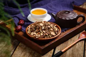 具有疏肝理气、健脾化湿、活血化瘀、散结消肿的中药!图片