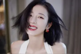 美女壁纸-第1329期-周雨彤图片