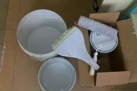 墙面翻新最简单的方法，没要求的墙面，不用打磨，直接刷漆图片