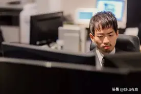 有一种悲剧，是60后和70后养老防儿，90后和00后成为巨婴图片