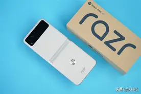 第四代纵向折叠屏moto razr 40评测：超实用超好玩 3999元起真值了！图片