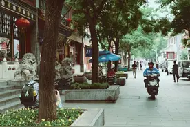 时间会筛选你身边的人，值得的人自然值得图片