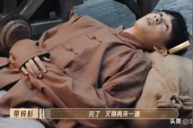 《无限超越班》刘耀文、荣梓杉、李治廷当群演，一撑一累一冷图片