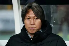 年赚上亿，怒怼球迷！最“狂”的国足教练，陷进去了图片