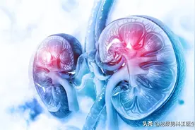 45岁男子尿酸620，并发“肾衰竭”！医生：身体出现3种异常要当心图片