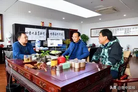 挥毫落纸如云烟 著名书法家张传旭、徐学炳师徒走进文化视界图片