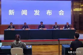 东航坠机详情公布，尚未发现幸存人员，数百人连夜搜寻黑匣子图片