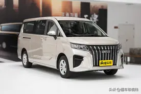 新车 | 6.18万元起，北汽制造王牌MPV预售，2.0升五菱动力，2-9座图片