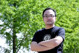 北大教授回国6年再度辞职赴美，走前3句话，揭开中国人才流失真相图片