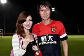 李铁有几个老婆？真有儿子吗？知情人：国内一个家英国一个家图片
