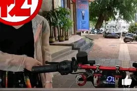 女子怀疑外卖小哥偷拍自己 摸口袋抢相机口吐芬芳 零度观点：别让情绪左右了行为图片
