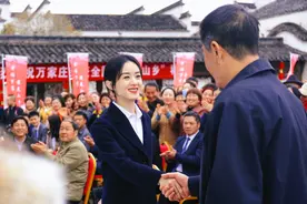《幸福到万家》：40集大结局，老万这个角色凭什么不可忽略？图片