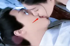被男演员舌吻，34岁的杨颖“无地自容”，“脸在江山在”终成捧杀图片