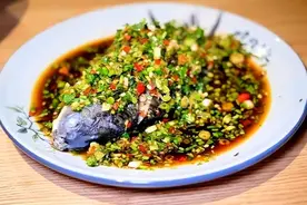精选十款川味鱼肉菜品，做法明确步骤鲜明，值得大家借鉴和参考图片