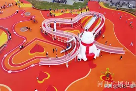 家门口的幸福地标｜石家庄城市之心：阳光草坪 童真童趣图片