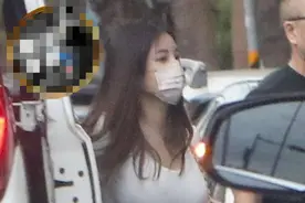 小S老公太会玩，吃日料请5位美女作陪，清一色细腰长腿翘臀图片