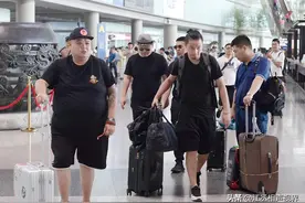 孙越当年投奔德云社，郭德纲做法让他感动，老郭说相声界是一家人图片